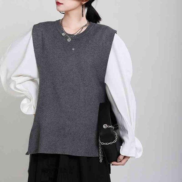 jacket Msxu sweater autumn and winter knitting design sense casual temperament female vest coverage, Black;brown
jacket Msxu sweater autumn and winter knitting design sense casual temperament female vest coverage, Black;brown