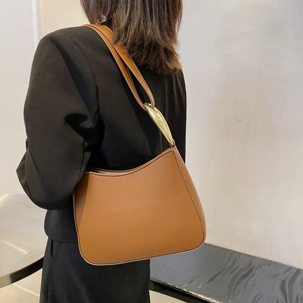 evening bags women bag retro pure color pu leather shoulder underarm for casual 2021 fashion ladies small handbags purse
evening bags women bag retro pure color pu leather shoulder underarm for casual 2021 fashion ladies small handbags purse