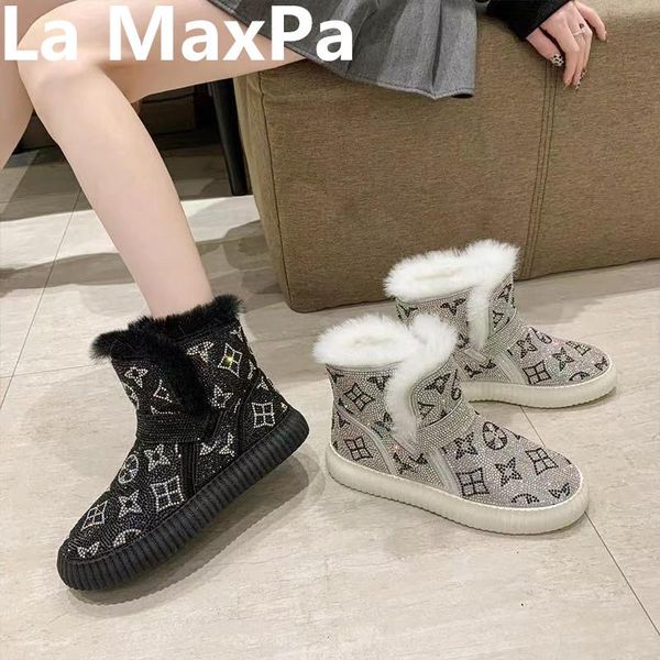boots winter fashion 2021 personality water drill snow women add fleece cotton shoes fur one comfortable and warm, Black
boots winter fashion 2021 personality water drill snow women add fleece cotton shoes fur one comfortable and warm, Black