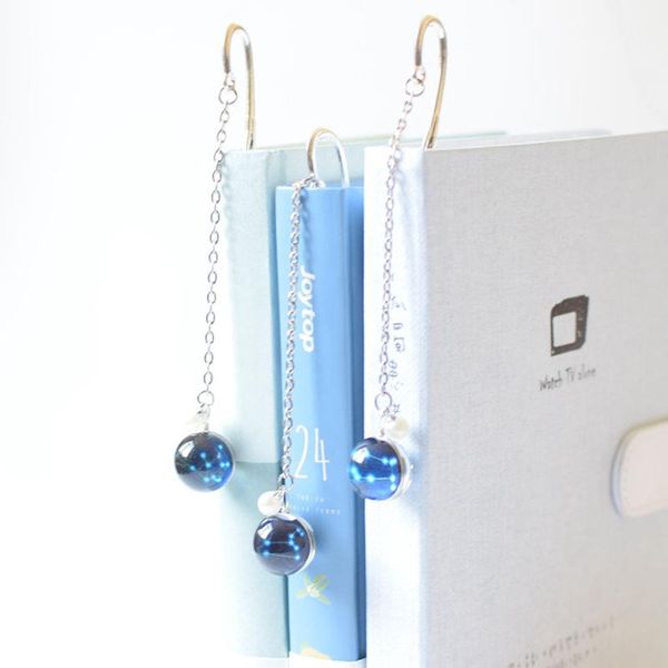 bookmark 1pcs creative luminous twelve constellations metal retro teacher student gifts novelty stationery leaf bookmarks
bookmark 1pcs creative luminous twelve constellations metal retro teacher student gifts novelty stationery leaf bookmarks