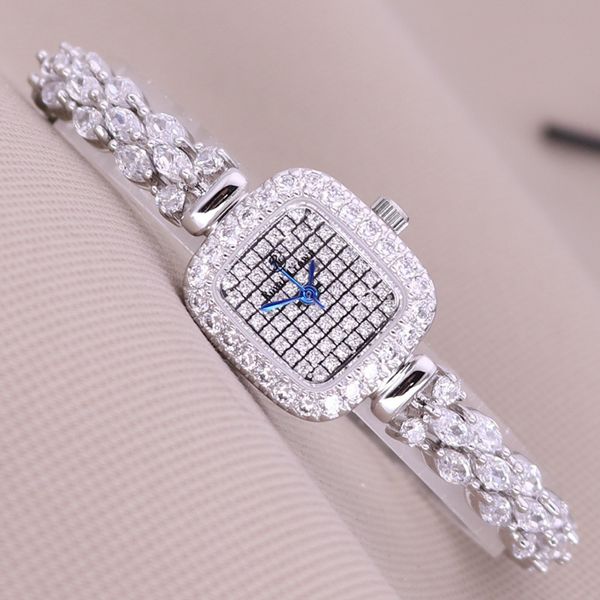 full crystal royal crown lady women's watch japan quartz hours fine fashion jewelry clock bracelet luxury girl's gift box, Slivery;brown
full crystal royal crown lady women's watch japan quartz hours fine fashion jewelry clock bracelet luxury girl's gift box, Slivery;brown