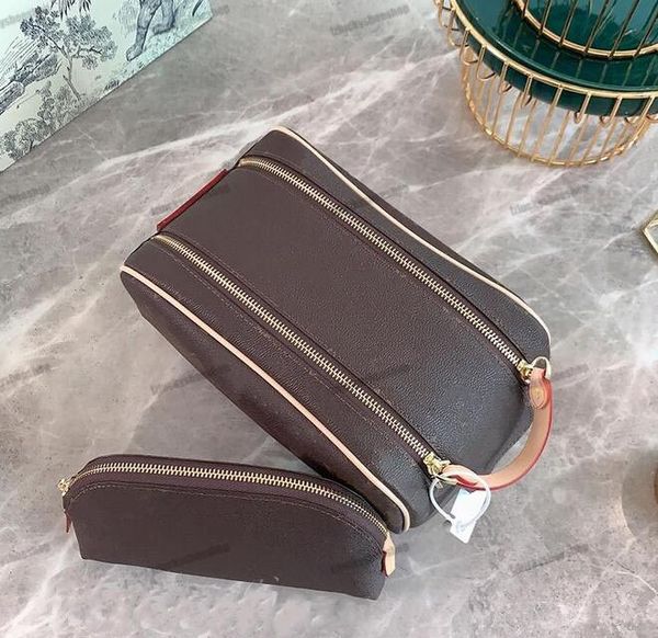 2pcs/set women handbag clutch hand bags cosmetic bag purse pu leather classic fashion letter print makeup pouch portable travel toiletry han
2pcs/set women handbag clutch hand bags cosmetic bag purse pu leather classic fashion letter print makeup pouch portable travel toiletry han