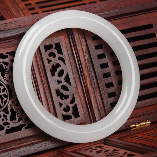 other bracelets certificate natural xinjiang hetian white jade 54mm-64mm round bracelet elegant princess gift, Golden;silver
other bracelets certificate natural xinjiang hetian white jade 54mm-64mm round bracelet elegant princess gift, Golden;silver