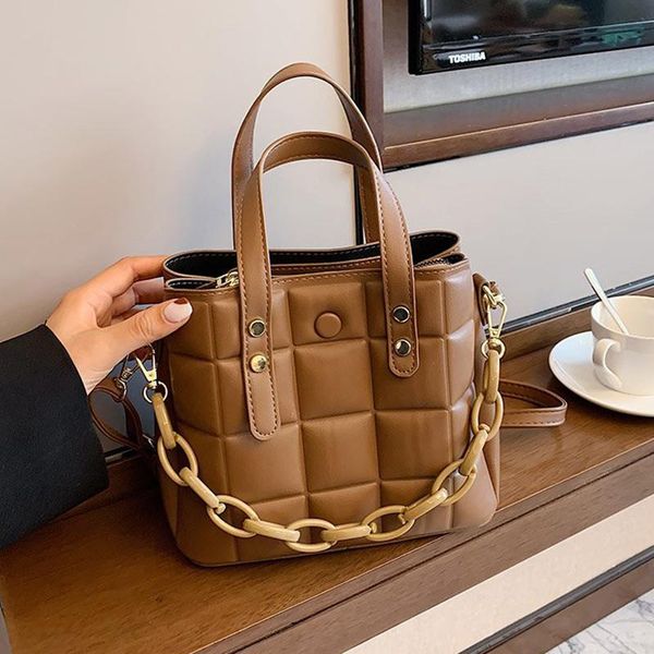 evening bags designer luxury handle chain tote for women 2021 pu leather shoulder bag ladies brand crossbody sac a main
evening bags designer luxury handle chain tote for women 2021 pu leather shoulder bag ladies brand crossbody sac a main