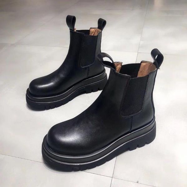 boots red, the same 2021 women leisure net short type of spring and autumn single boots,, Black
boots red, the same 2021 women leisure net short type of spring and autumn single boots,, Black
