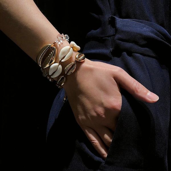 charm bracelets 2021 men's and women's bracelet retro handmade ornament multicolor style exaggerated shell suit for women gift, Golden;silver
charm bracelets 2021 men's and women's bracelet retro handmade ornament multicolor style exaggerated shell suit for women gift, Golden;silver