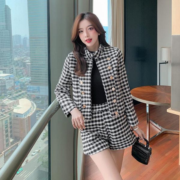 women's tracksuits autumn winter plaid tweed two piece outfits women turtleneck golden single breasted jacket coat wool crop + mini sho, Gray
women's tracksuits autumn winter plaid tweed two piece outfits women turtleneck golden single breasted jacket coat wool crop + mini sho, Gray