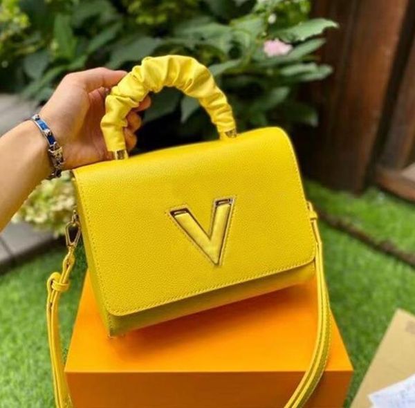 andd1y_luxury designer messenger bag purse backpack handbag shoulder handbags 3 colors
andd1y_luxury designer messenger bag purse backpack handbag shoulder handbags 3 colors