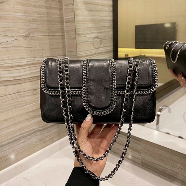 designer ladies leather fashion bag flip cover large capacity chain outdoor luxury handbag diagonal wallet
designer ladies leather fashion bag flip cover large capacity chain outdoor luxury handbag diagonal wallet