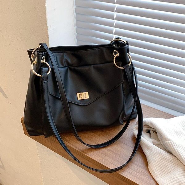 evening bags 2021 autumn korean fashion large-capacity simple retro shoulder bag western style one-shoulder messenger large female
evening bags 2021 autumn korean fashion large-capacity simple retro shoulder bag western style one-shoulder messenger large female