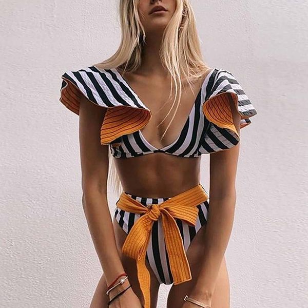 women's swimwear 2021 swimsuits women fashion plants printing camisole two-piece swimsuit bathing suit bikini kostium kapielowy sale, White;black
women's swimwear 2021 swimsuits women fashion plants printing camisole two-piece swimsuit bathing suit bikini kostium kapielowy sale, White;black