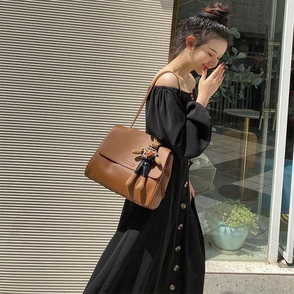 evening bags korean women vegan leather messenger handbag large capacity female black big totes soft pu shopping elegant shoulder bag
evening bags korean women vegan leather messenger handbag large capacity female black big totes soft pu shopping elegant shoulder bag