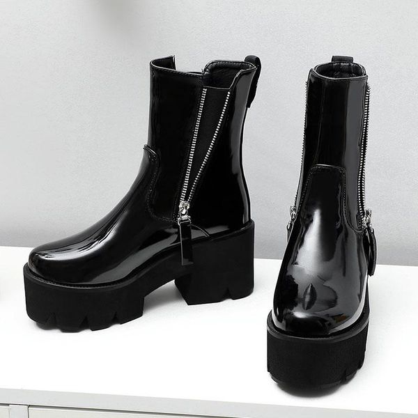 boots women shoes 2021 winter patent leather platform thick high heel round toe short ankle motorcycle black plus size 43
boots women shoes 2021 winter patent leather platform thick high heel round toe short ankle motorcycle black plus size 43