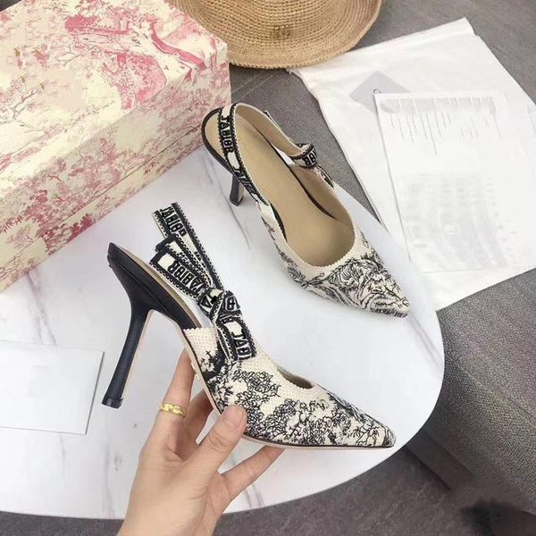 dress shoes baotou - stiletto ribbon high heel embroidered sandals, pointed toe single women shoes, spring summer 2022 fashion, Black
dress shoes baotou - stiletto ribbon high heel embroidered sandals, pointed toe single women shoes, spring summer 2022 fashion, Black