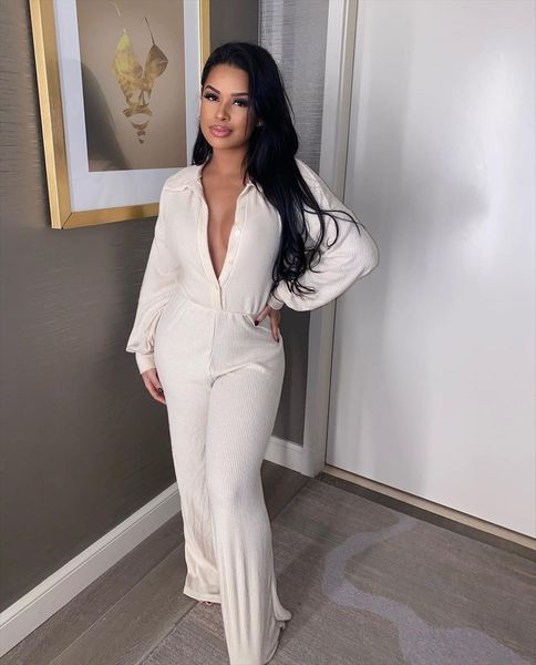 solid botton v neck women romper ribbed kintted lantern long sleeve jumpauit wide leg flare pants elegant rompers overall, Black;white
solid botton v neck women romper ribbed kintted lantern long sleeve jumpauit wide leg flare pants elegant rompers overall, Black;white