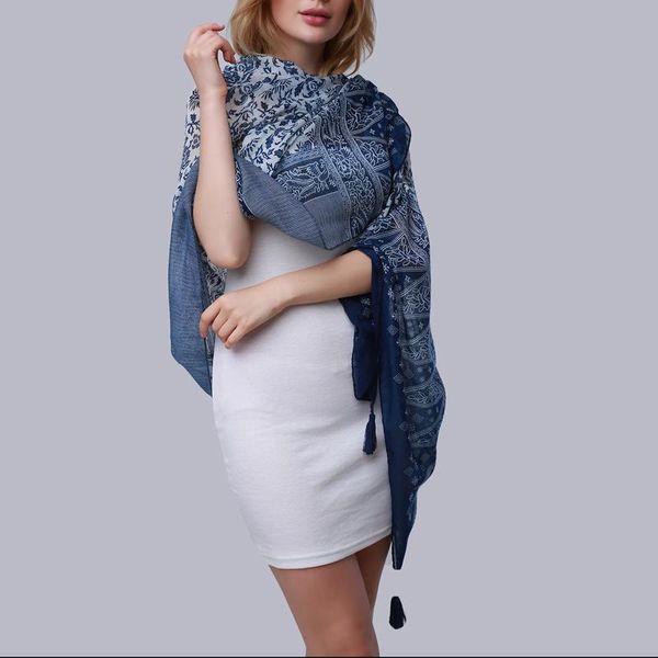 fashion women scarf summer blue white porcelain print tassel wraps vaction bufandas mujer female shawls 175*100cm scarves, Blue;gray
fashion women scarf summer blue white porcelain print tassel wraps vaction bufandas mujer female shawls 175*100cm scarves, Blue;gray