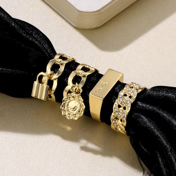 wedding rings simple stainless steel letter lock round square knuckle set women punk crystal wide twisted chain joint ring party jewelry, Slivery;golden
wedding rings simple stainless steel letter lock round square knuckle set women punk crystal wide twisted chain joint ring party jewelry, Slivery;golden