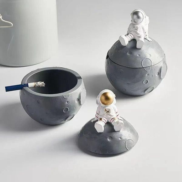 interior decorations 2pcs/lot nordic astronaut decorative ashtray ins creative personality trend home living room office dust belt cover
interior decorations 2pcs/lot nordic astronaut decorative ashtray ins creative personality trend home living room office dust belt cover
