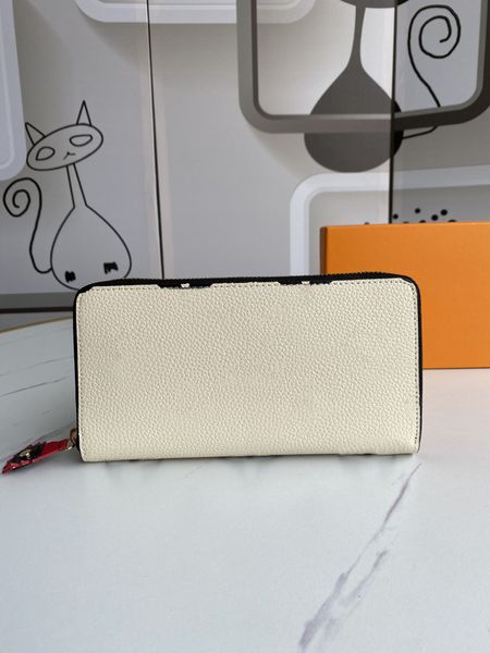 2021 fashion flowers designer wallets luxurys men women leather bags classic letters key coin purse original box plaid card holder m69698-1, Red;black
2021 fashion flowers designer wallets luxurys men women leather bags classic letters key coin purse original box plaid card holder m69698-1, Red;black