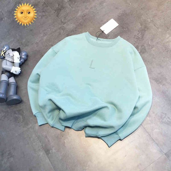 2022 factory wholesale new model 21 autumn and winter lake blue ce + concave steel seal plush couple sweater 3d convex letter, Black
2022 factory wholesale new model 21 autumn and winter lake blue ce + concave steel seal plush couple sweater 3d convex letter, Black