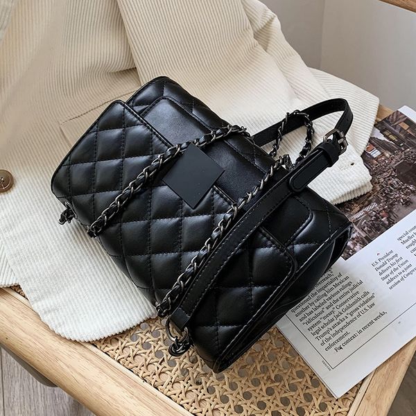 vintage bags retro pu leather crossbody bags for women 2021 chain trending shoulder bag luxury small handbags and purses a3t38
vintage bags retro pu leather crossbody bags for women 2021 chain trending shoulder bag luxury small handbags and purses a3t38