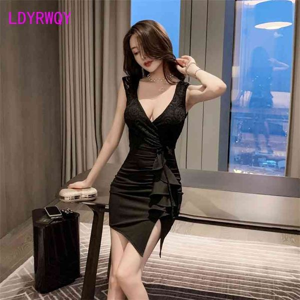 nightclub women's style, fashionable, low cut and slim black dress office lady sheath sleeveless zippers 210603, Black;gray
nightclub women's style, fashionable, low cut and slim black dress office lady sheath sleeveless zippers 210603, Black;gray