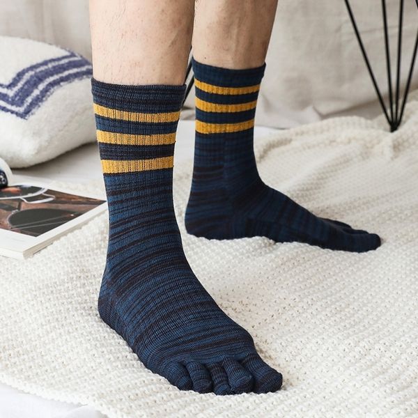 geBX five finger men's cotton autumn toenail nail cotton split and winter middle tube three bar men's split toe socks sports socks, Black
geBX five finger men's cotton autumn toenail nail cotton split and winter middle tube three bar men's split toe socks sports socks, Black