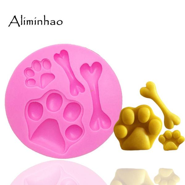 baking moulds b0199 dog footprints and bones shape for cake dessert sugarcraft silicone mould chocolate fondant decorating tools
baking moulds b0199 dog footprints and bones shape for cake dessert sugarcraft silicone mould chocolate fondant decorating tools