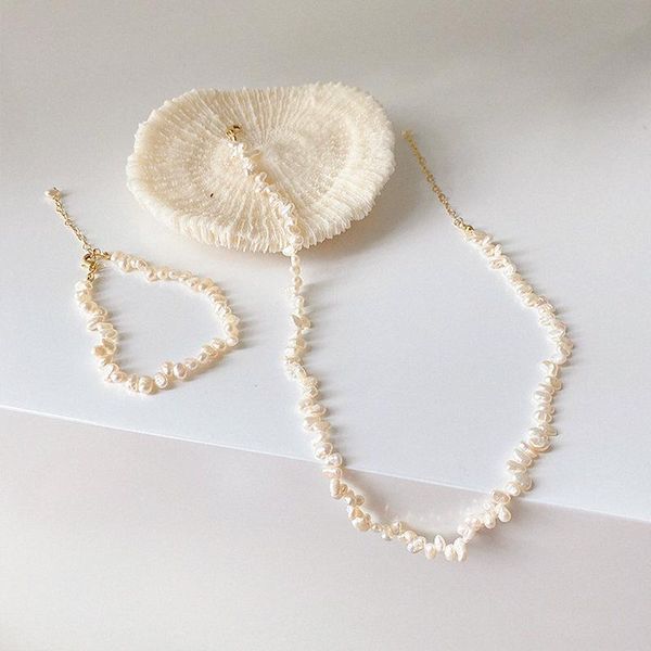 chokers origin summer textured natural freshwater pearl choker necklace for women irregular pearls beaded minimalist jewellery, Golden;silver
chokers origin summer textured natural freshwater pearl choker necklace for women irregular pearls beaded minimalist jewellery, Golden;silver