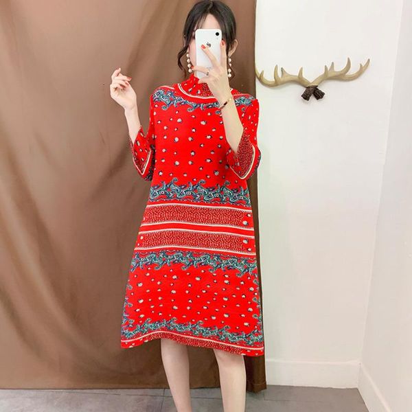 fashion tide autumn pleated vintage women clothes round neck pullover printed loose dress female vestido wj27113 casual dresses, Black;gray
fashion tide autumn pleated vintage women clothes round neck pullover printed loose dress female vestido wj27113 casual dresses, Black;gray
