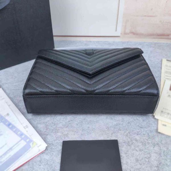 10a designers 2021 latest style shoulder bag leather chain straps lined with calfskin satin shoulder can be shortened magnetic1th
10a designers 2021 latest style shoulder bag leather chain straps lined with calfskin satin shoulder can be shortened magnetic1th