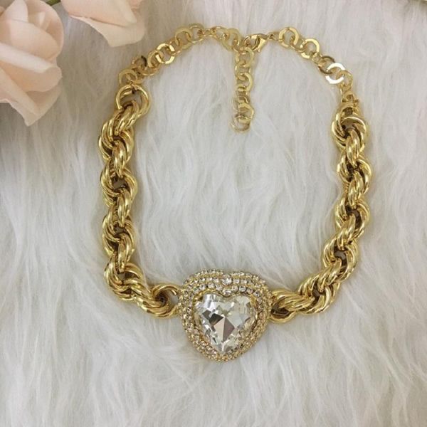 european and american ins wind heart-shaped crystal winding gold necklace luxurious exaggeration pendant necklaces, Silver
european and american ins wind heart-shaped crystal winding gold necklace luxurious exaggeration pendant necklaces, Silver