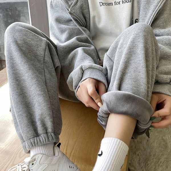 women's pants & capris autumn winter plus velvet thickened sweatpants gray thin all-match casual harlan joggers size, Black;white
women's pants & capris autumn winter plus velvet thickened sweatpants gray thin all-match casual harlan joggers size, Black;white