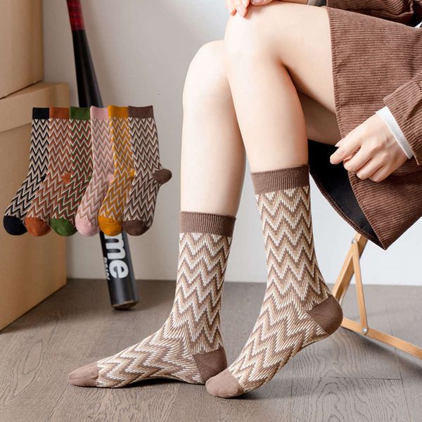 socks cotton tide socks wave pattern net red women pile autumn and winter women's high quality, Black;white
socks cotton tide socks wave pattern net red women pile autumn and winter women's high quality, Black;white
