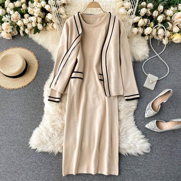 women's tracksuits elegant women knitted two piece set 2021 spring autumn ins fashion short sleeve striped dress + jacket coat suits, Gray
women's tracksuits elegant women knitted two piece set 2021 spring autumn ins fashion short sleeve striped dress + jacket coat suits, Gray
