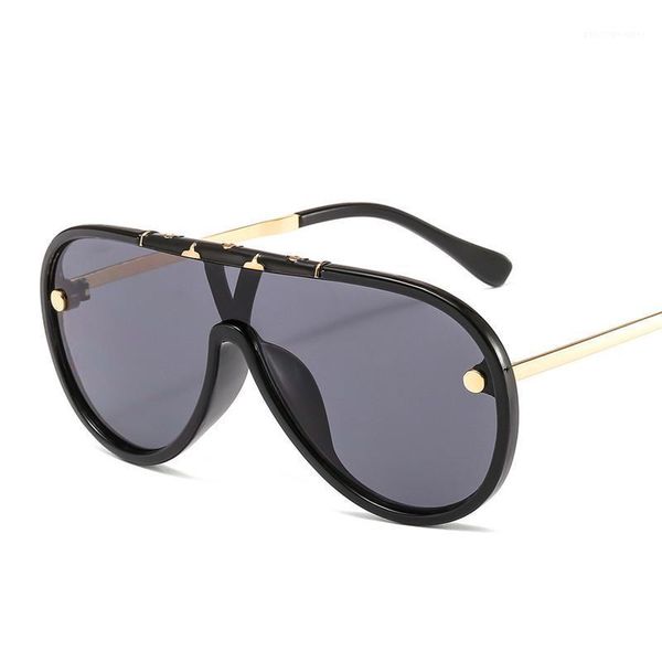 sunglasses one-piece fashion goggles sun glasses personality shades for women oval square vintage eyewear, White;black
sunglasses one-piece fashion goggles sun glasses personality shades for women oval square vintage eyewear, White;black