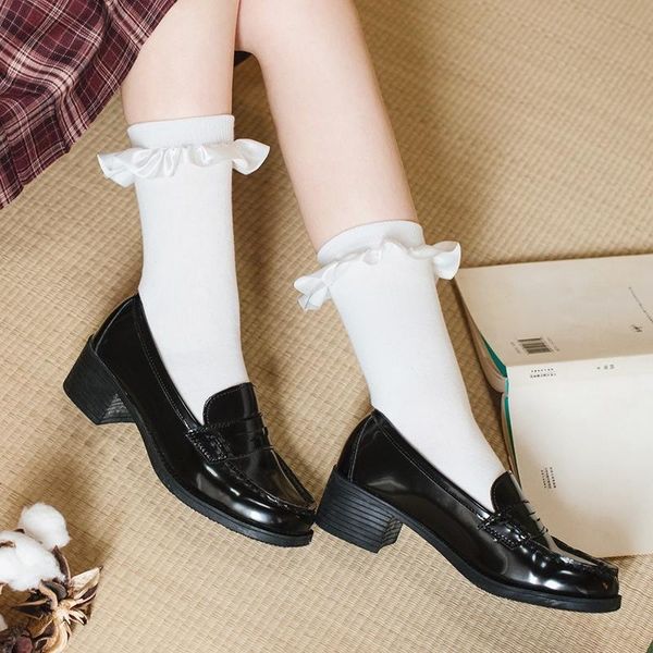 pair lolita style japanese maiden lovely woman ruffle short socks black white cotton & hosiery
pair lolita style japanese maiden lovely woman ruffle short socks black white cotton & hosiery