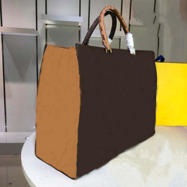 Luxury handbag designer leather shoulder bag lady large capacity handbags casual portable bags 44571 size 41 cm
Luxury handbag designer leather shoulder bag lady large capacity handbags casual portable bags 44571 size 41 cm
