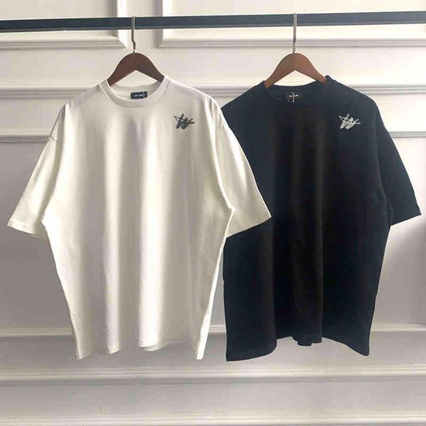 well done letter black white basic t-shirt men women casual loose we 11 done short mouwen t-shirts fast shipping, White;black
well done letter black white basic t-shirt men women casual loose we 11 done short mouwen t-shirts fast shipping, White;black
