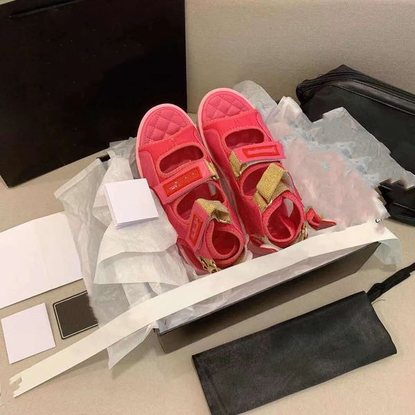 2021 exclusive wholesale brand x the luxury slippers fashion designer small+ slipper incense velcro classic can be salt sweet beach l temper, Black
2021 exclusive wholesale brand x the luxury slippers fashion designer small+ slipper incense velcro classic can be salt sweet beach l temper, Black