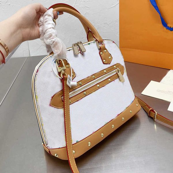 designer luxury bag vintage handbag shell tote bags shoulder crossbody bag classic colored letter printed canvas leather women's leathe, Red;black
designer luxury bag vintage handbag shell tote bags shoulder crossbody bag classic colored letter printed canvas leather women's leathe, Red;black