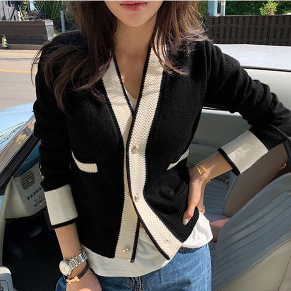 women's knits & tees cardigan sweater woman 2021 striped patchwork v-neck knit single breasted pocket elegant work office fall winter c, White
women's knits & tees cardigan sweater woman 2021 striped patchwork v-neck knit single breasted pocket elegant work office fall winter c, White