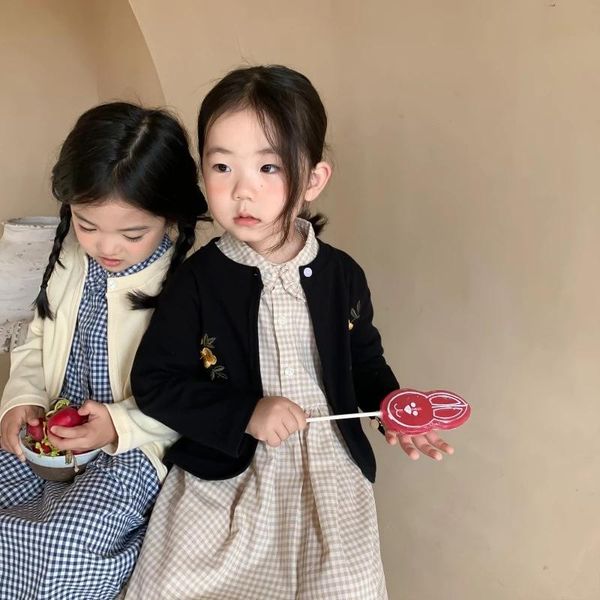 pullover girls' knitted cardigan solid color jacket spring and autumn children's 2021 korean of the all-match baby fashionable, Blue
pullover girls' knitted cardigan solid color jacket spring and autumn children's 2021 korean of the all-match baby fashionable, Blue
