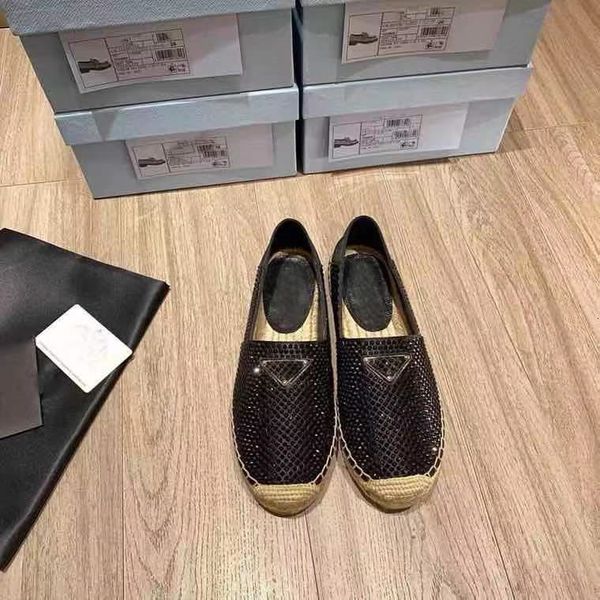 100% leather designer shoes luxury dress womens loafers laid-back classic soles comfortable trainers fisherman crystal fashion set of, Black
100% leather designer shoes luxury dress womens loafers laid-back classic soles comfortable trainers fisherman crystal fashion set of, Black