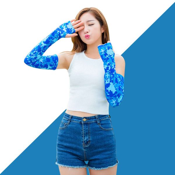 outdoor sports sunscreen sleeve for men and women riding in summer ice silk sleeve arm fishing digital camouflage
outdoor sports sunscreen sleeve for men and women riding in summer ice silk sleeve arm fishing digital camouflage