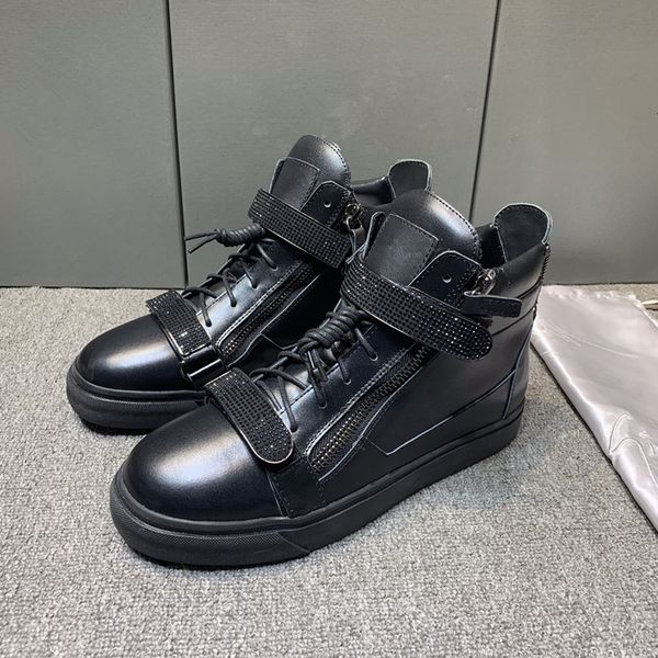 2021 classic canvas man shoes sneaker women casual fashion leather lace up white women design shoes, Black;red
2021 classic canvas man shoes sneaker women casual fashion leather lace up white women design shoes, Black;red