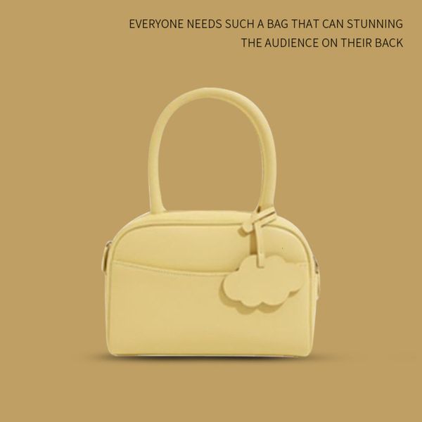 hanging fried sky pillow bag hand carrying small women's 2021 chain one shoulder menger light luxury hand
hanging fried sky pillow bag hand carrying small women's 2021 chain one shoulder menger light luxury hand