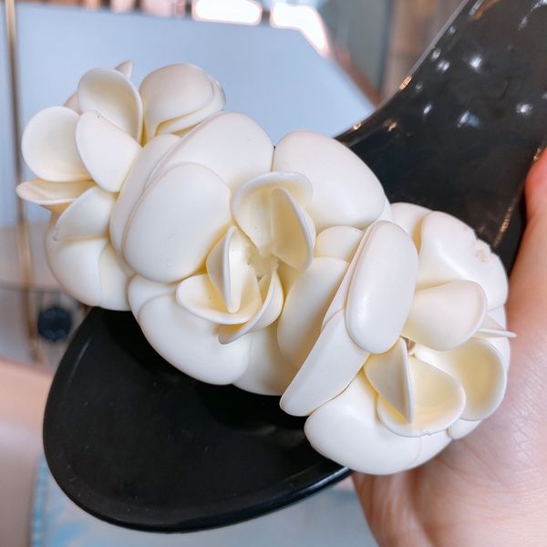 moccasins designer new fashion summer beach woman white rose slippers split sandlas leather shoes, Black
moccasins designer new fashion summer beach woman white rose slippers split sandlas leather shoes, Black
