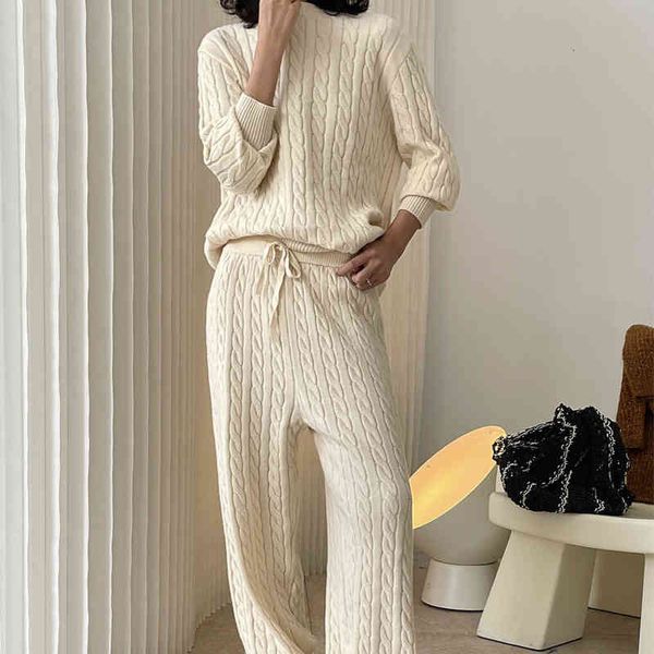 women's two piece pants autumn and winter women's casual solid color round neck long-sleeved loose sweater + high-waist knitted pa, White
women's two piece pants autumn and winter women's casual solid color round neck long-sleeved loose sweater + high-waist knitted pa, White