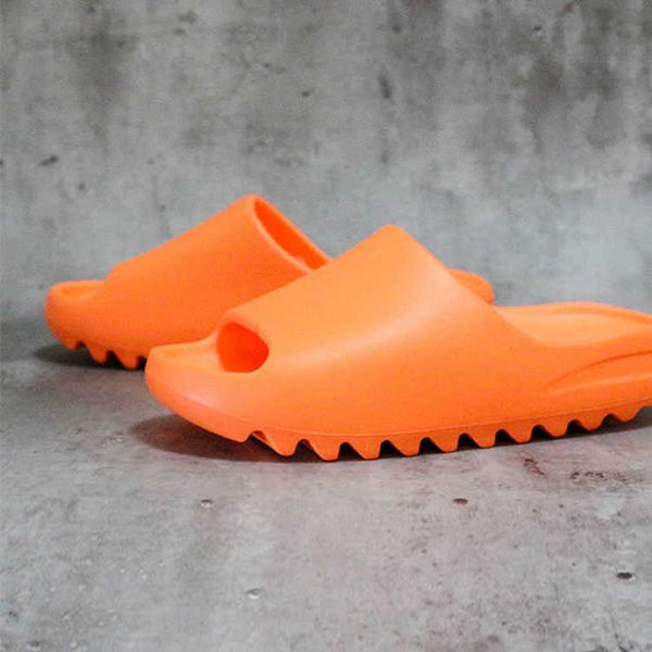 yeesy slide women men slippers desert sand bone resin sandal bench foam runner sneakers indoor outdoor brown football basketball soccer shoe, Black 
yeesy slide women men slippers desert sand bone resin sandal bench foam runner sneakers indoor outdoor brown football basketball soccer shoe, Black